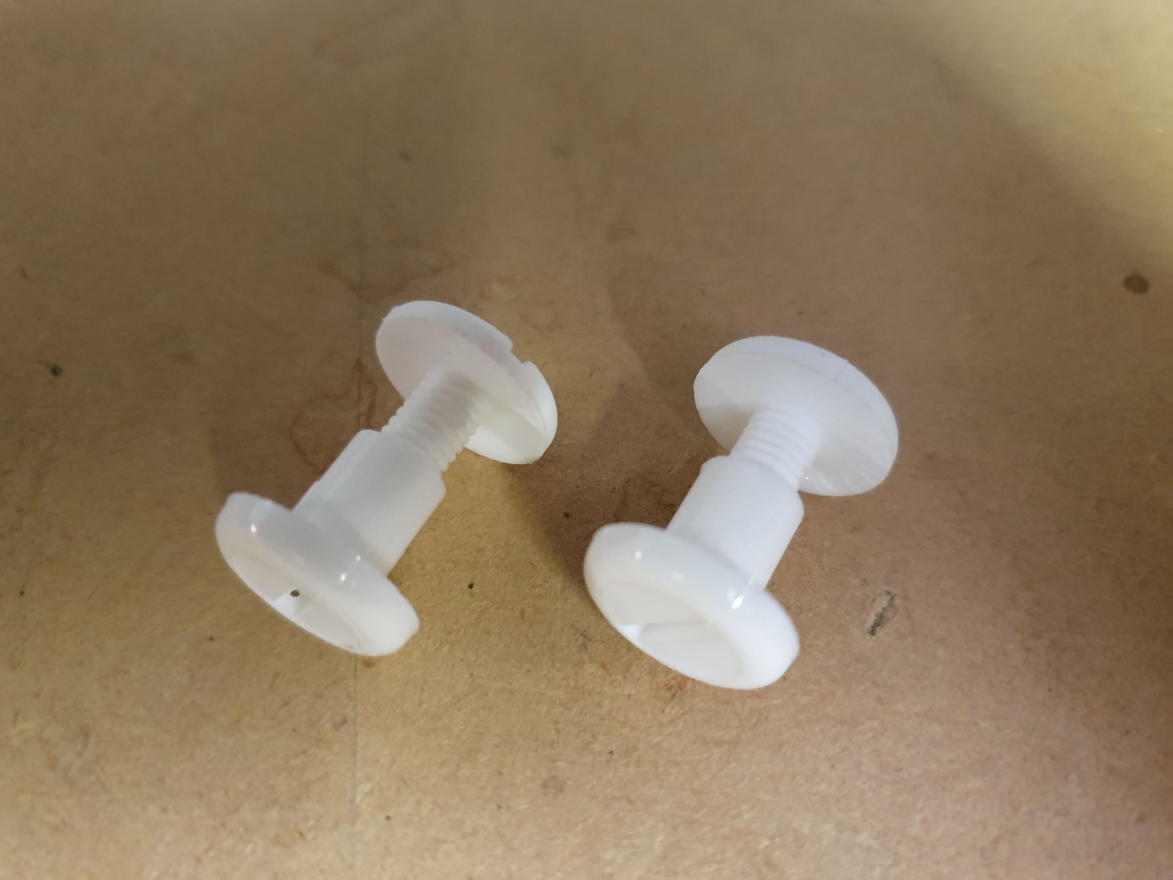 Gas box lid hinge pins